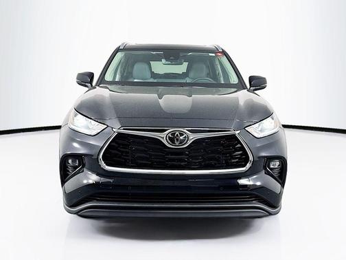 2026 Toyota Highlander Limited