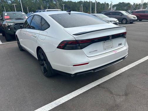 2023 Honda Accord Hybrid Sport-L