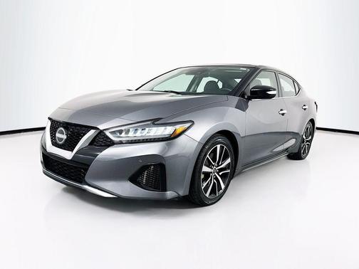 2023 Nissan Maxima SL