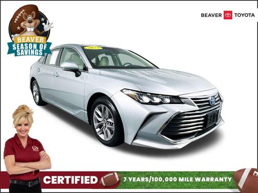 2022 Toyota Avalon Hybrid XLE Plus