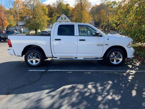 2017 RAM 1500 Tradesman/Express