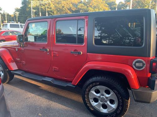 2013 Jeep Wrangler Unlimited Sahara