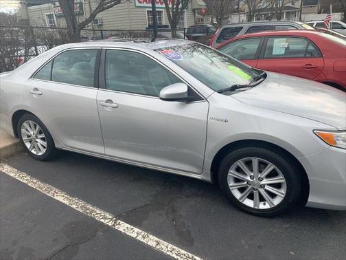 2012 Toyota Camry Hybrid XLE
