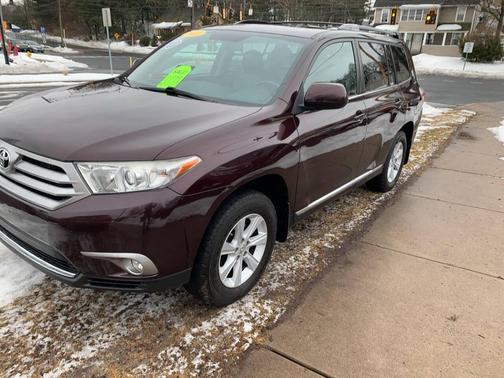 2013 Toyota Highlander SE