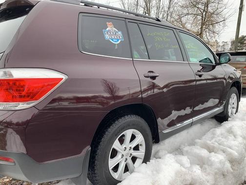 2013 Toyota Highlander SE