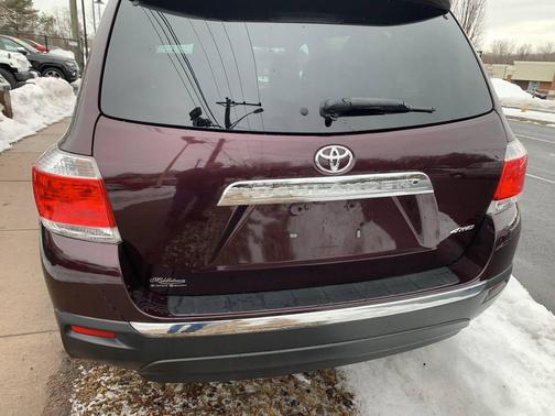 2013 Toyota Highlander SE