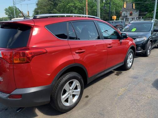 Red 2013 Toyota RAV4 XLE