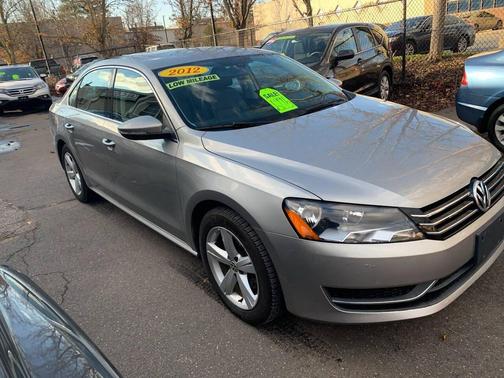 2012 Volkswagen Passat 2.5 SE