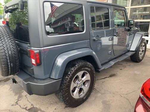 2017 Jeep Wrangler Unlimited Sahara