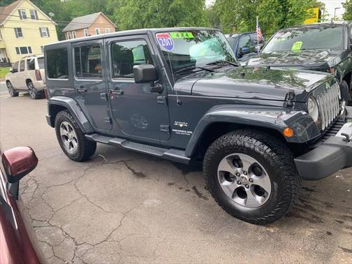 2017 Jeep Wrangler Unlimited Sahara