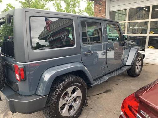 2017 Jeep Wrangler Unlimited Sahara
