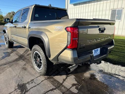 2025 Toyota Tacoma TRD Off Road