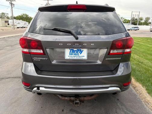 Granite Crystal Metallic Clearcoat 2016 Dodge Journey Crossroad