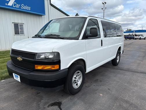 2023 Chevrolet Express 3500 RWD 3500 Regular Wheelbase LS