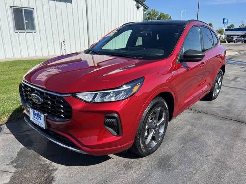 Rapid Red Metallic Tinted Clearcoat 2024 Ford Escape ST-Line