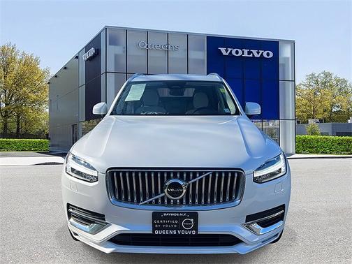 2023 Volvo XC90 Plus