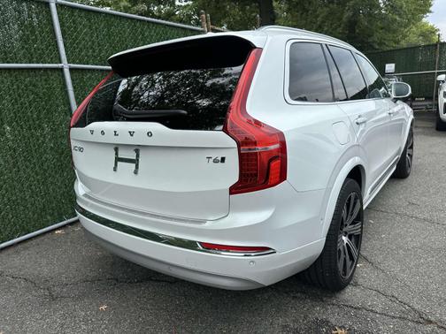 2022 Volvo XC90 T6 AWD Inscription 7 Seater