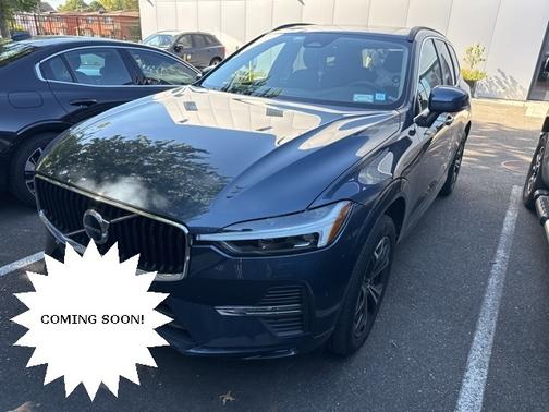 2022 Volvo XC60 B5 AWD Momentum