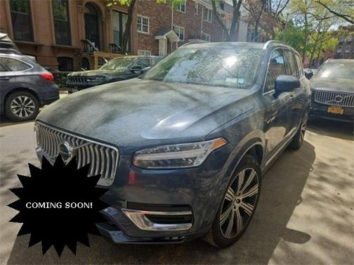 2022 Volvo XC90 T6 AWD Inscription 6 Seater