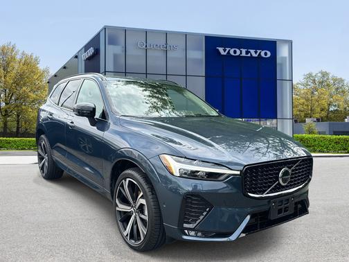 2023 Volvo XC60 B5 AWD Ultimate Dark