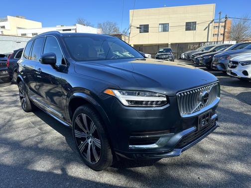 2022 Volvo XC90 T6 AWD Inscription 7 Seater