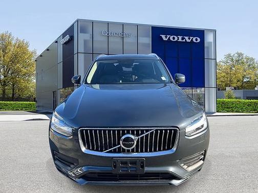 2022 Volvo XC90 