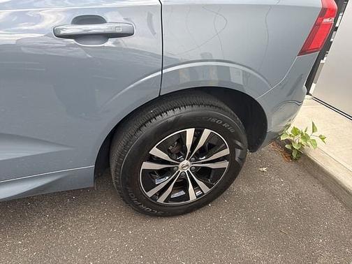 Thunder Grey 2023 Volvo XC60 Core