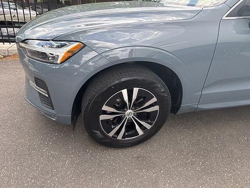 Thunder Grey 2023 Volvo XC60 Core