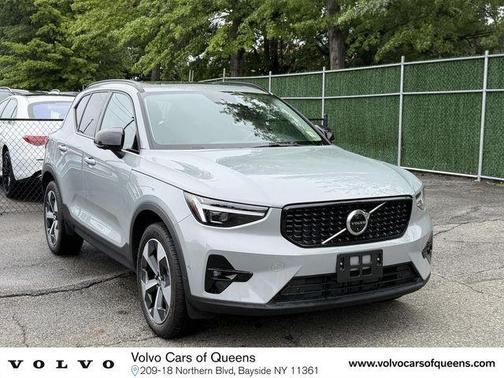 Gray Metallic 2026 Volvo XC40 B5 Plus