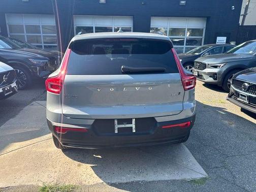 Gray Metallic 2026 Volvo XC40 B5 Plus