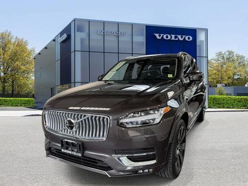 Platinum Gray Metallic 2023 Volvo XC90 B6 Ultimate 7-Seater