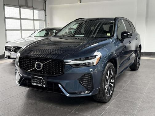 Denim Blue Metallic 2025 Volvo XC60 B5 Core