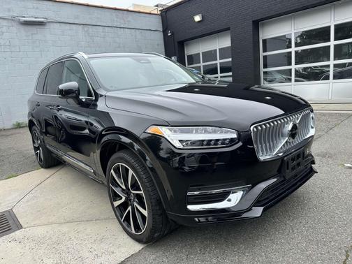 2024 Volvo XC90 B6 Ultimate Bright 7-Seater