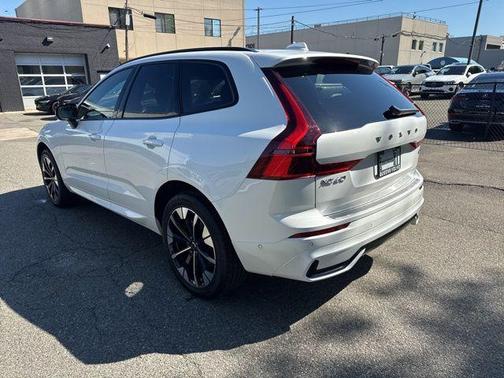 Crystal White 2026 Volvo XC60 B5 Plus