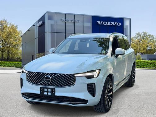Crystal White Pearl 2026 Volvo XC90 B6 Core