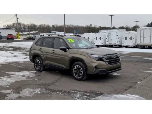 2025 Subaru Forester Premium