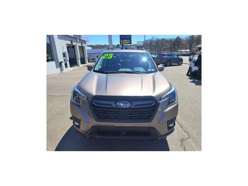 Bronze 2023 Subaru Forester Limited