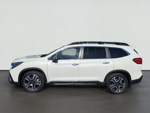 Crystal White Pearl 2023 Subaru Ascent Touring
