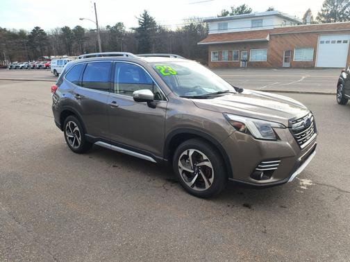 2023 Subaru Forester Touring