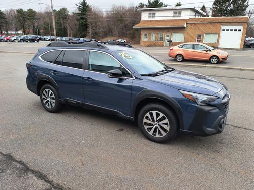 Cosmic BLU 2025 Subaru Outback Premium