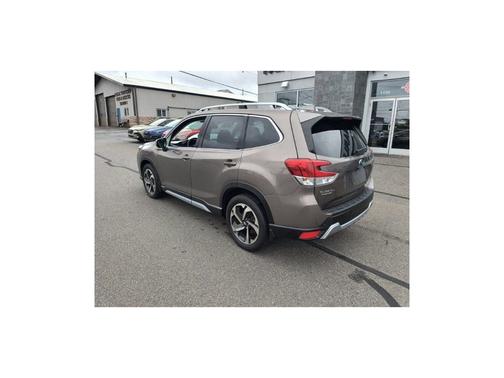 Brilliant Bronze Metallic 2022 Subaru Forester Touring