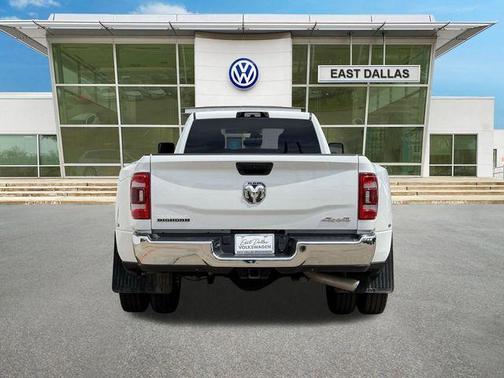 Bright White Clearcoat 2024 RAM 3500 Big Horn