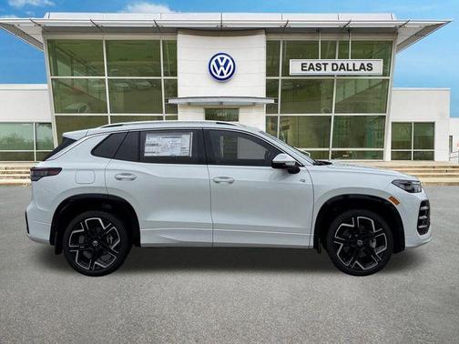 Opal White Pearl 2026 Volkswagen Tiguan 2.0T SEL R-Line Turbo