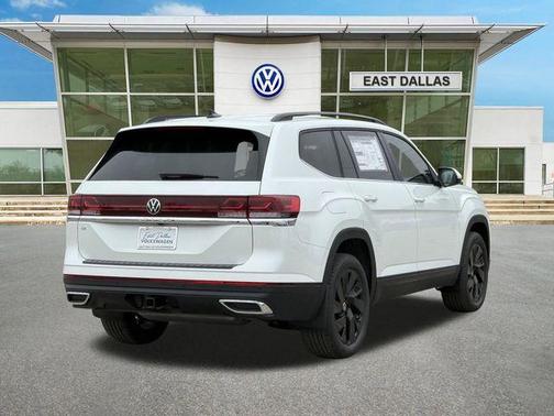 Opal White Pearl 2026 Volkswagen Atlas 2.0T SE W/TECHNOLOGY