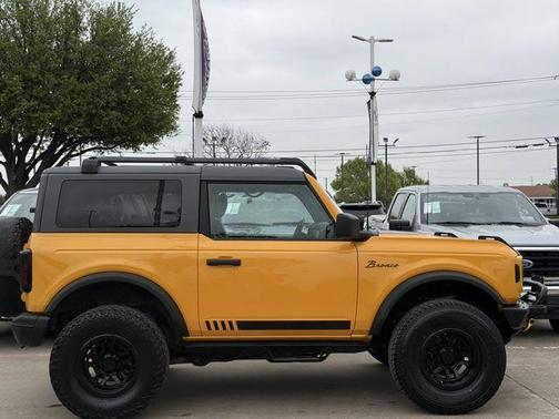 Orange Metallic 2021 Ford Bronco Badlands