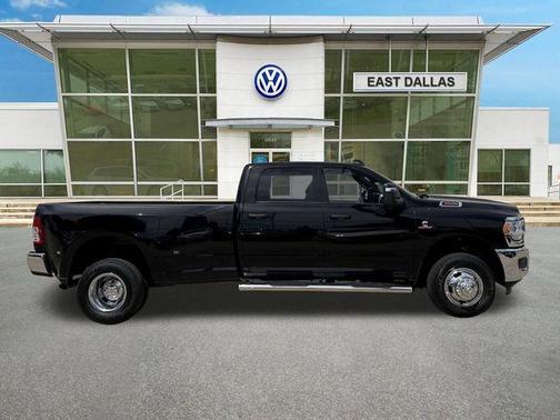Diamond Black 2024 RAM 3500 Tradesman