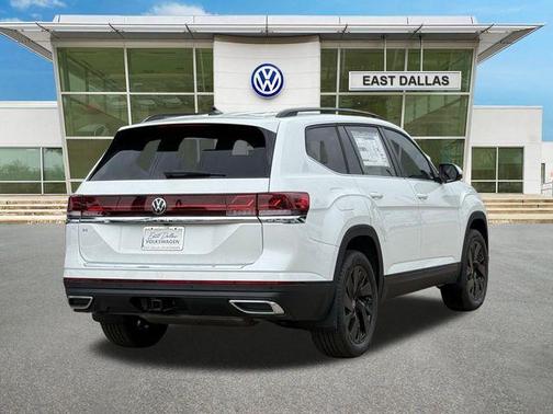 Opal White 2026 Volkswagen Atlas 2.0T SE W/TECHNOLOGY
