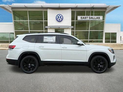 Opal White 2026 Volkswagen Atlas 2.0T SE W/TECHNOLOGY
