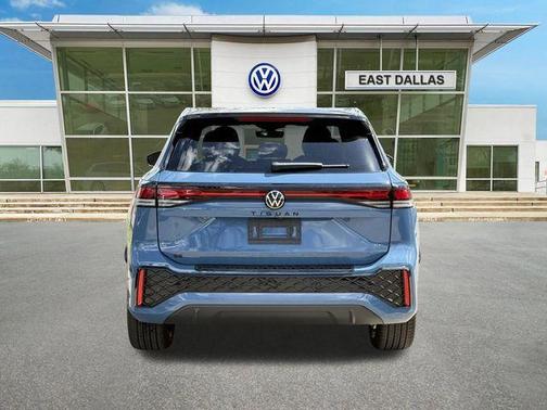 Monterey Blue Pearl 2026 Volkswagen Tiguan 2.0T SE R-Line Black