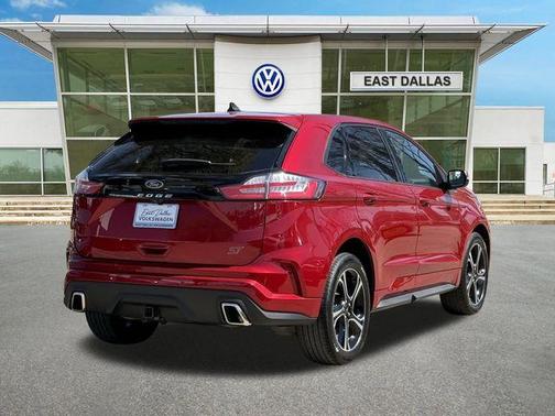 Rapid Red Metallic Tinted Clearcoat 2023 Ford Edge ST